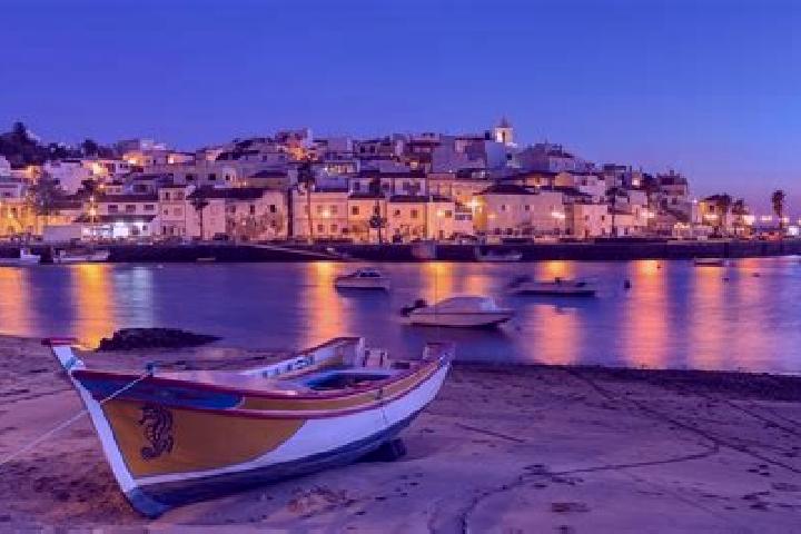 Aria, 38 — Escort in Ferragudo, Portugal