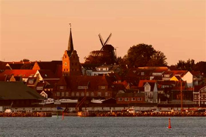 Aria, 38 — Escort in Rudkobing, Denmark