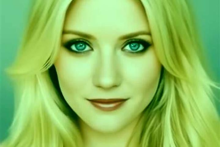 Aria, 39, a blonde amber-eyed mixed companion based in Chrlice. Offering GFE, CIM, Couples. Available for incall and outcall, day and evening dates.
