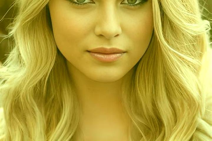 Aria, 39, a blonde grey-eyed ebony companion based in Castello di Godego. Offering Deep French Kissing, A-Level, Overnight, CIM. Available for incall and out...
