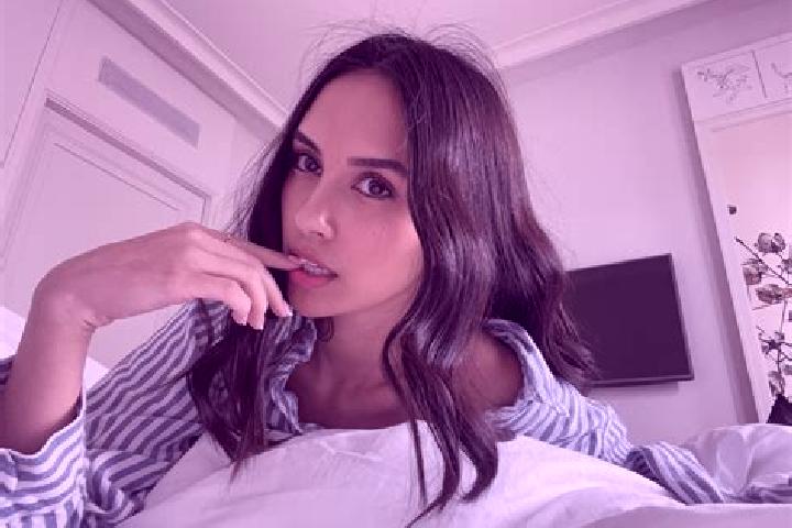 Aria, 39, a brunette brown-eyed mixed companion based in Chengtou. Offering Dinner Date, Travel Companion, Girlfriend Experience. Available for incall and ou...