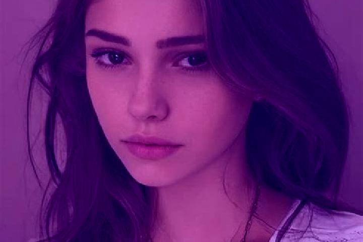 Aria, 39, a chestnut hazel-eyed slavic companion based in Gravia. Offering OWO, Massage, Deep French Kissing. Available for incall and outcall, day and eveni...