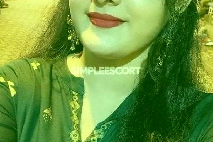 Aria, 39 — Escort in Khammam, India