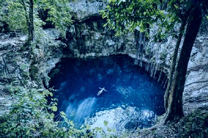 Aria, 39 — Escort in Los Cenotes, Mexico