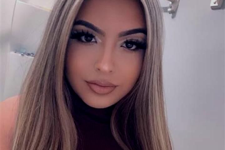 Ariana, 20, a blonde amber-eyed latina companion based in Badar. Offering Striptease, CIM, Girlfriend Experience. Available for incall and outcall, overnight...