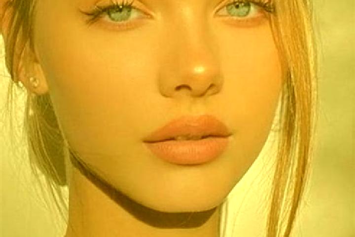 Ariana, 20, a dark blonde blue-eyed ebony companion based in Maha Rat. Offering CIM, OWO, Erotic Massage. Available for incall and outcall, day and evening d...