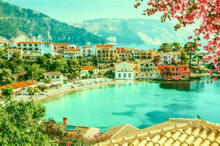 Ariana, 20 — Escort in Fyteia, Greece