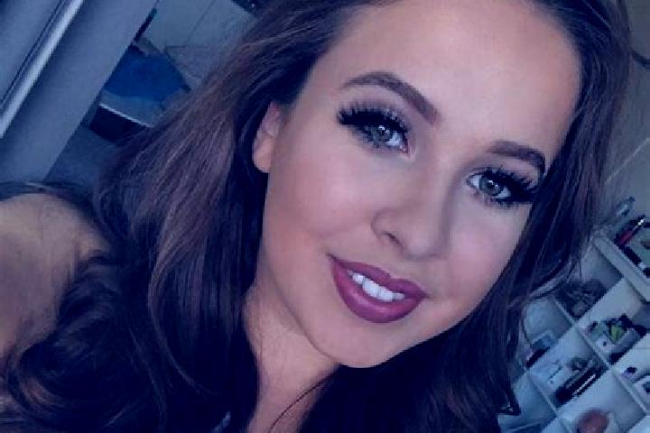 Ariana, 21, a black dark-eyed european companion based in Lougang. Offering Deep French Kissing, Roleplay, CIM, Girlfriend Experience, Overnight. Available f...