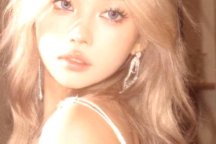 Ariana, 21, a blonde grey-eyed asian companion based in Mespelbrunn. Offering BDSM, Domination, Overnight. Available for incall and outcall, day and evening ...