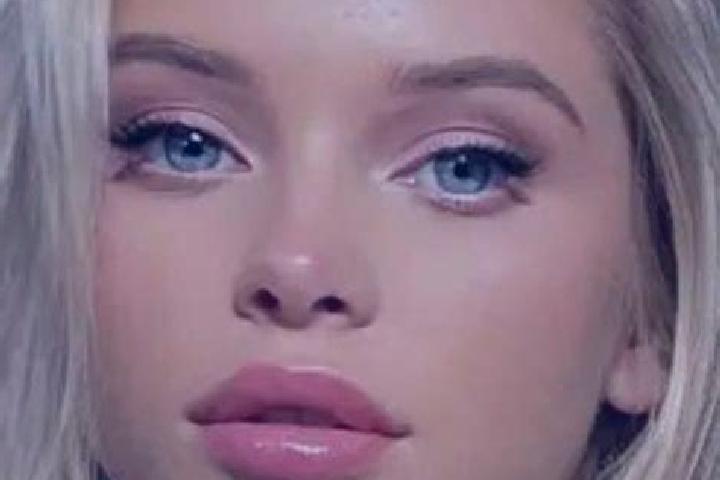 Ariana, 21, a blonde hazel-eyed european companion based in Centro Habana. Offering Tantra, 69, Dinner Date, OWO. Available for incall and outcall, overnight...