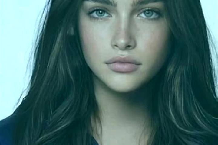 Ariana, 21, a brunette brown-eyed caucasian companion based in Aleksandrov Gay. Offering GFE, Party Girl, Domination, Prostate Massage. Available for incall ...