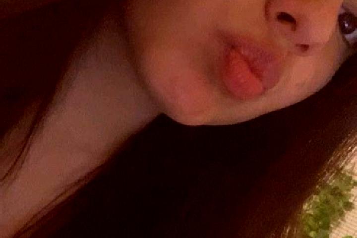 Ariana, 21, a brunette brown-eyed middle eastern companion based in Nazimiye. Offering Roleplay, BDSM, Party Girl. Available for incall and outcall, day and ...