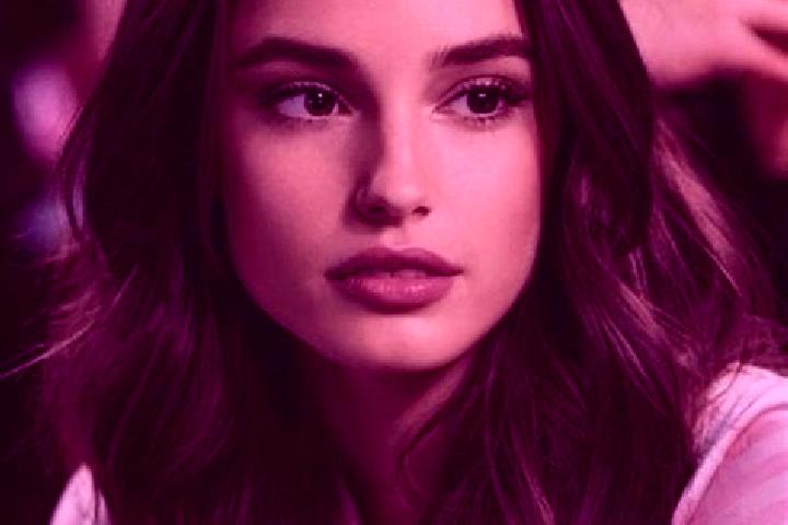 Ariana, 21, a brunette brown-eyed mixed companion based in Gella. Offering Erotic Massage, GFE, Roleplay. Available for incall and outcall, day and evening d...