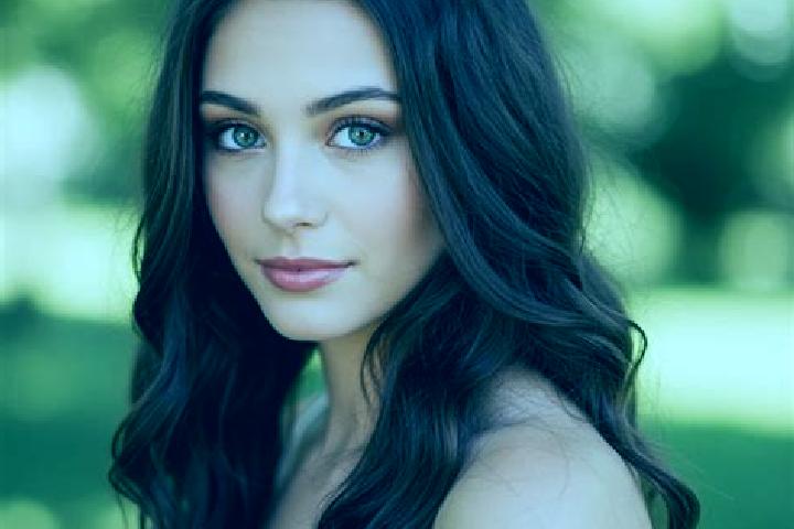 Ariana, 21, a brunette hazel-eyed latina companion based in Kaumakani. Offering Duos, CIM, 69, Domination. Available for incall and outcall, overnight bookin...