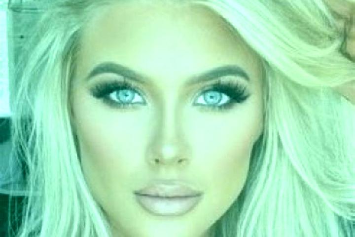 Ariana, 21, a platinum blonde brown-eyed mixed companion based in Dianzi. Offering Party Girl, GFE, Fetish. Available for incall and outcall, overnight booki...