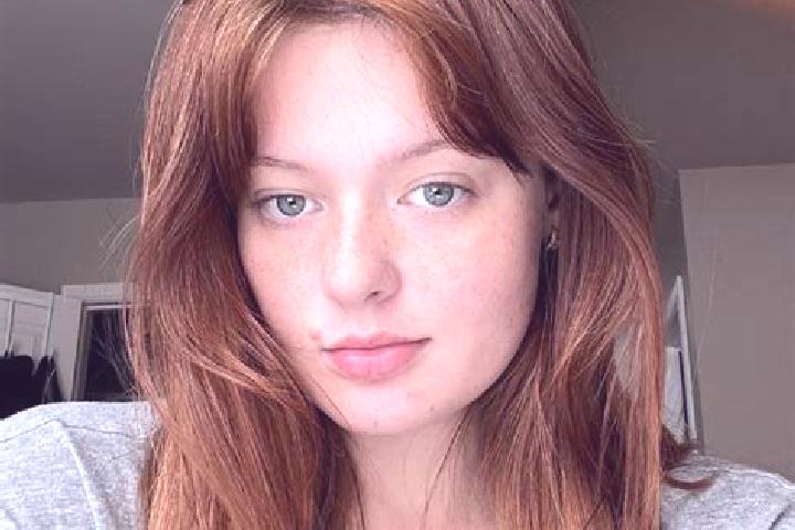 Ariana, 22, a auburn blue-eyed european companion based in Delafield. Offering Overnight, Tantra, OWO. Available for incall and outcall, day and evening dates.