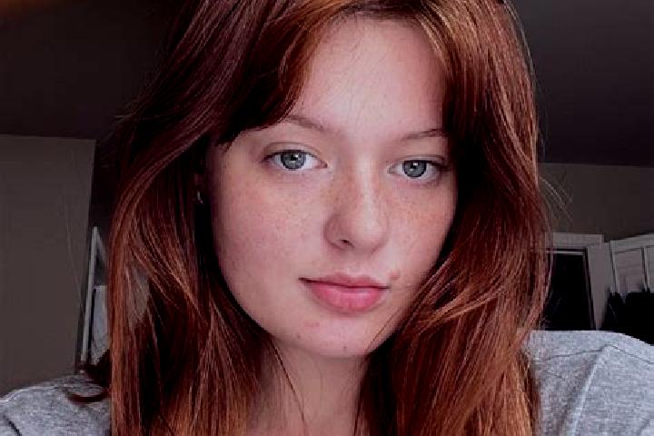 Ariana, 22, a auburn grey-eyed caucasian companion based in Montagu. Offering Couples, 69. Available for incall and outcall, day and evening dates.