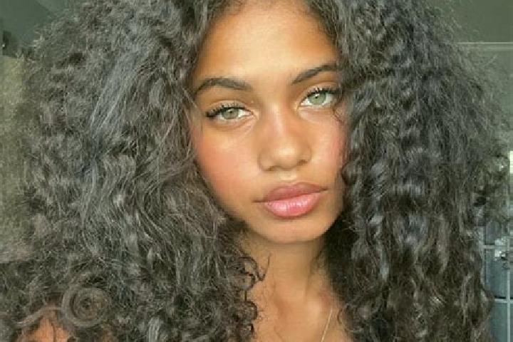 Ariana, 22, a chestnut blue-eyed ebony companion based in Godall. Offering Travel Companion, Striptease, 69, CIM, Erotic Massage. Available for incall and ou...