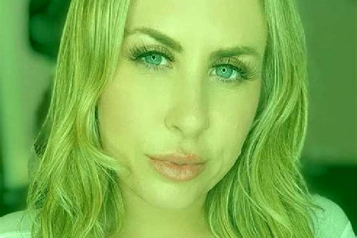Ariana, 22 — Escort in Lake Worth, United States