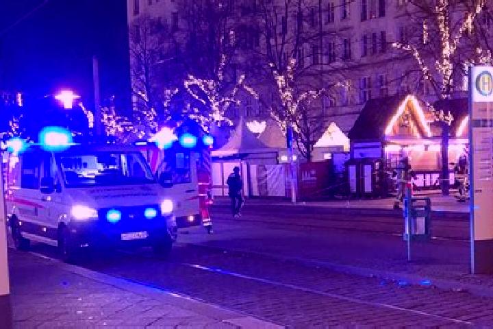 Ariana, 22 — Escort in Pilsting, Germany