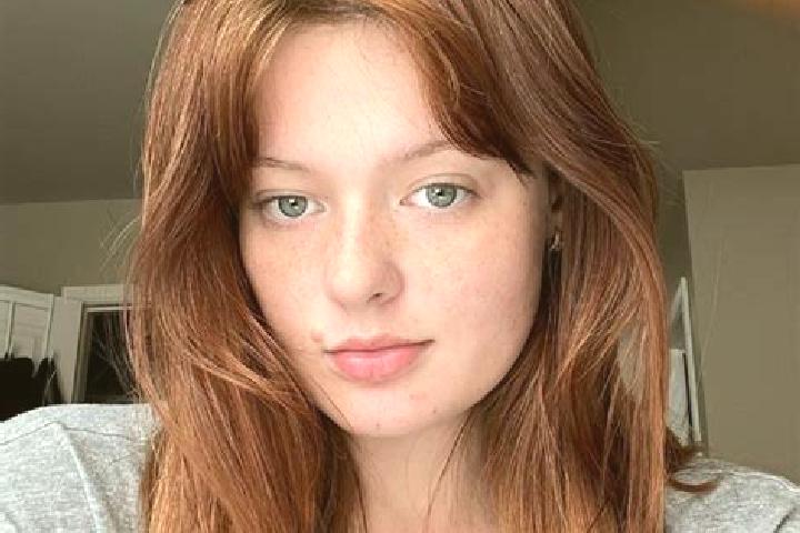 Ariana, 23, a auburn brown-eyed caucasian companion based in San Vicente de Flores. Offering GFE, Tantra. Available for incall and outcall, overnight booking...