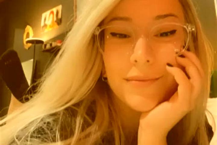 Ariana, 23, a blonde grey-eyed latina companion based in Lower Burrell. Offering Roleplay, Erotic Massage, OWO. Available for incall and outcall, overnight b...