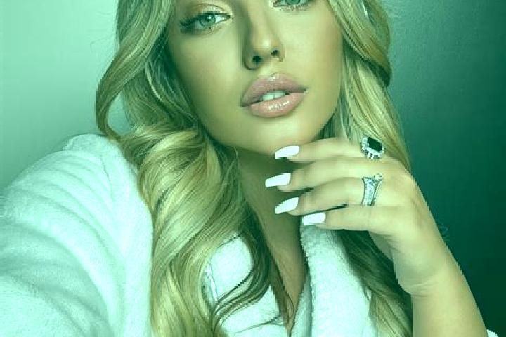 Ariana, 23 — Escort in Gadstrup, Denmark