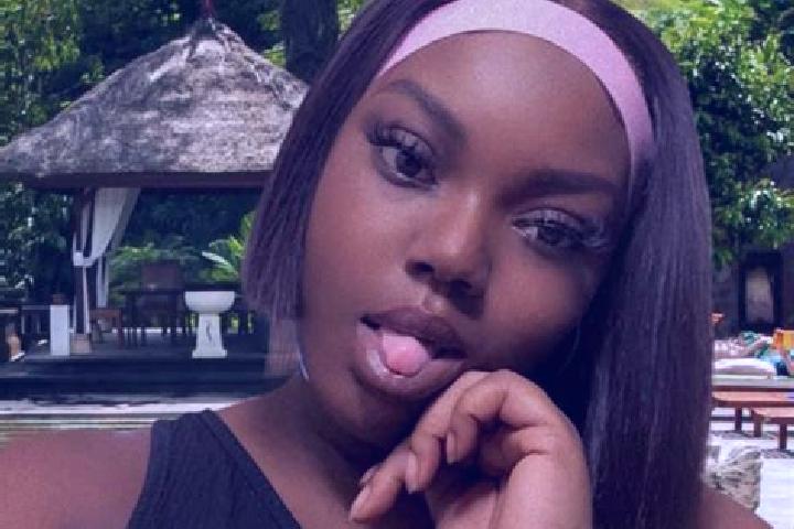 Ariana, 23 — Escort in Kema, Indonesia