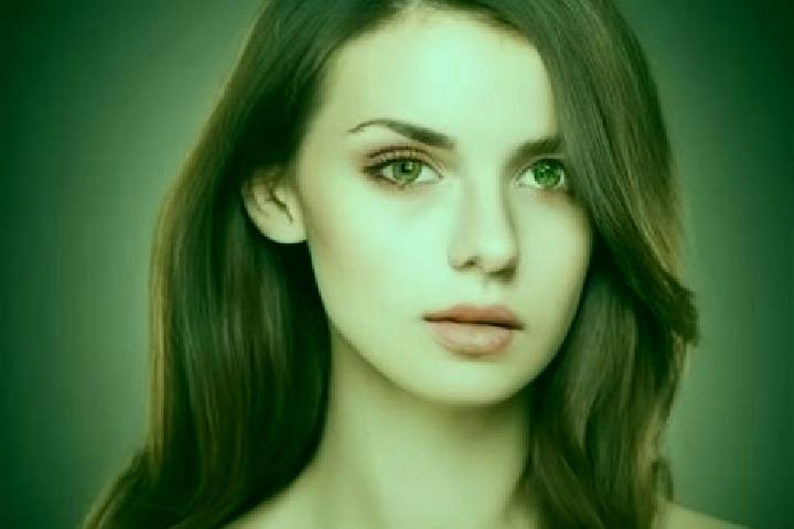 Ariana, 24, a auburn amber-eyed european companion based in Eilenburg. Offering Couples, Fetish, Girlfriend Experience, Domination, Roleplay. Available for i...
