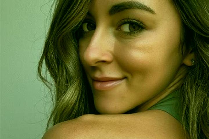 Ariana, 24, a auburn blue-eyed mixed companion based in Wardell. Offering Party Girl, A-Level, CIM, Travel Companion. Available for incall and outcall, overn...
