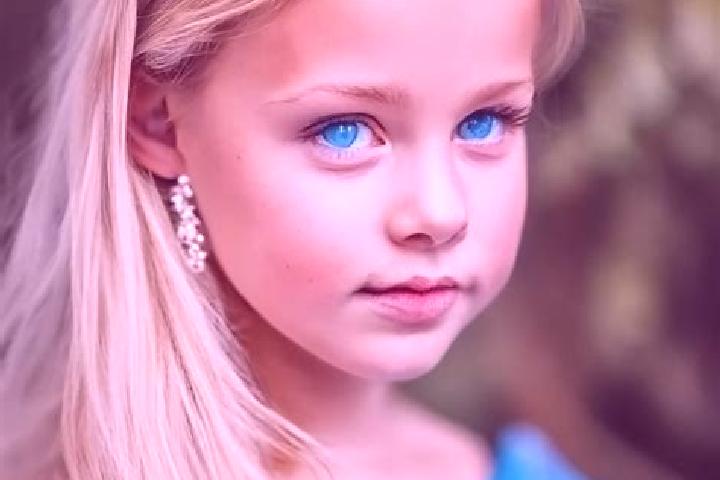 Ariana, 24, a blonde blue-eyed indian companion based in Cardal. Offering Overnight, A-Level, Travel Companion, Fetish. Available for incall and outcall, ove...