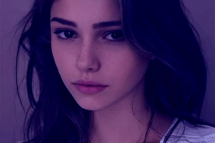 Ariana, 24, a chestnut grey-eyed slavic companion based in Lottorf. Offering Dinner Date, A-Level, Duos. Available for incall and outcall, overnight bookings...