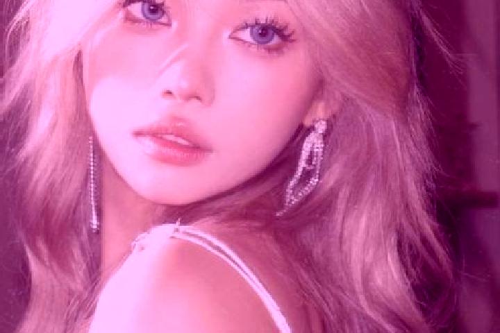 Ariana, 24, a platinum blonde hazel-eyed asian companion based in Pertuis. Offering Deep French Kissing, A-Level, Roleplay. Available for incall and outcall,...