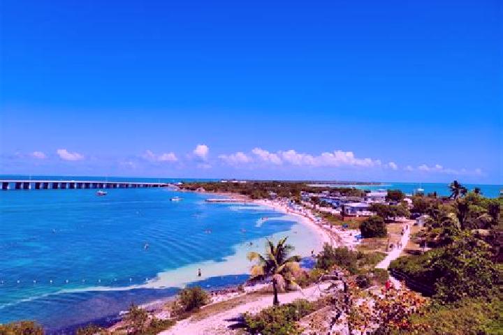 Ariana, 24 — Escort in Bahia Honda, Cuba