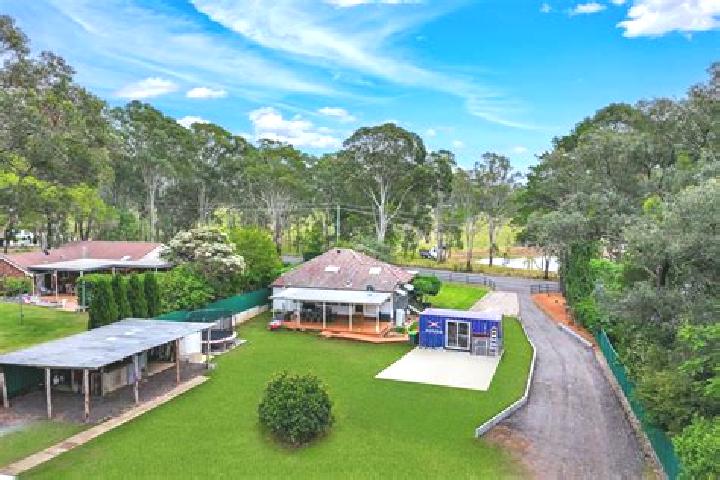 Ariana, 24 — Escort in Belimbla Park, Australia
