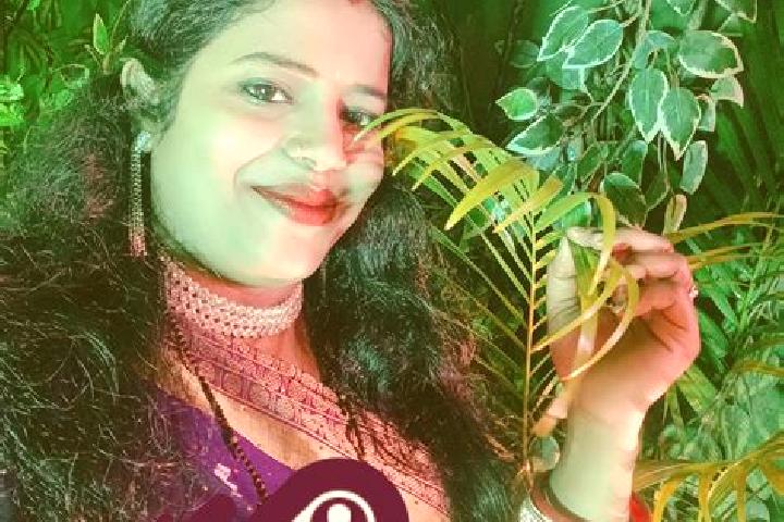 Ariana, 24 — Escort in Bramhabarada, India