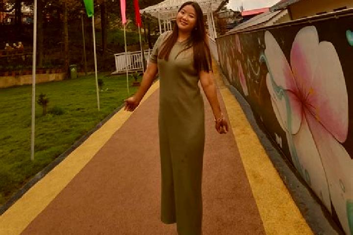 Ariana, 24 — Escort in Laki, Bulgaria