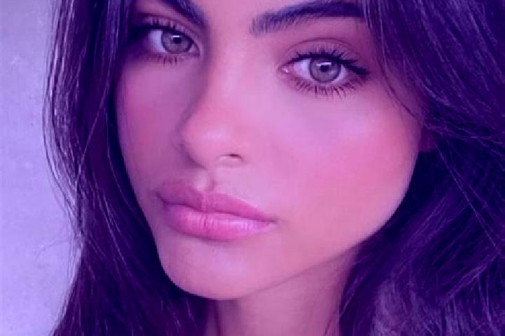 Ariana, 25, a dark blonde dark-eyed indian companion based in Santa Isabel. Offering A-Level, Tantra, Roleplay. Available for incall and outcall, overnight b...