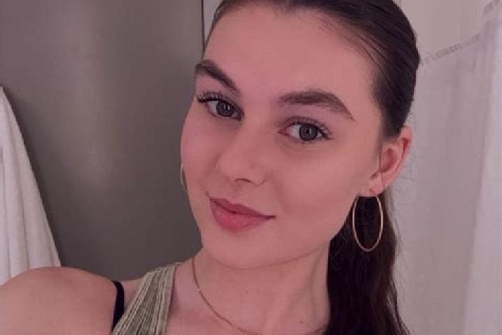 Ariana, 25 — Escort in Langhorne, United States