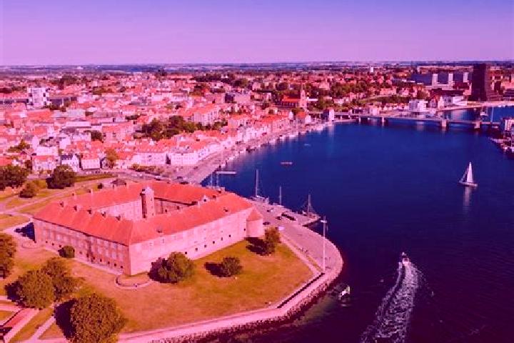 Ariana, 25 — Escort in Nordborg, Denmark