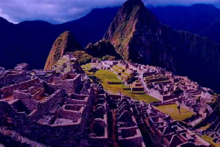 Ariana, 25 — Escort in Sangallaya, Peru