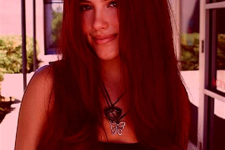 Ariana, 26, a auburn dark-eyed mediterranean companion based in Serafimovskiy. Offering 69, Travel Companion, Erotic Massage. Available for incall and outcal...