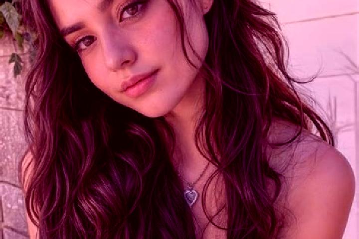 Ariana, 26, a auburn hazel-eyed middle eastern companion based in Bom Jesus do Amparo. Offering Prostate Massage, BDSM, Striptease. Available for incall and ...