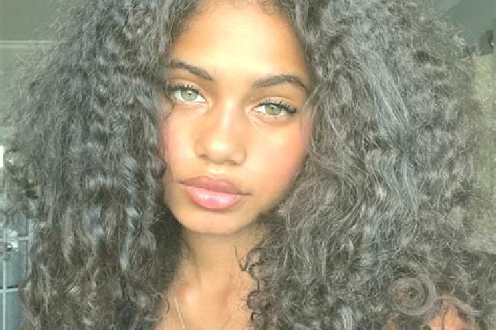 Ariana, 26, a black dark-eyed ebony companion based in Kaynardzha. Offering Deep French Kissing, A-Level, Domination. Available for incall and outcall, overn...