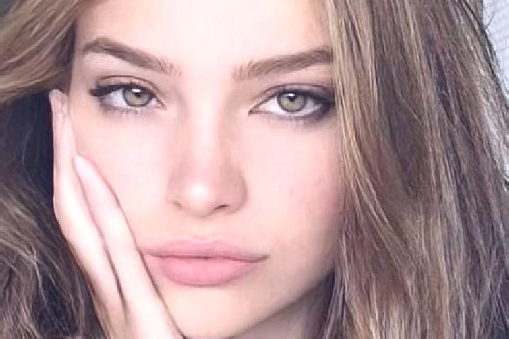 Ariana, 26, a blonde brown-eyed caucasian companion based in Diaz. Offering Dinner Date, Erotic Massage, Overnight, Party Girl. Available for incall and outc...