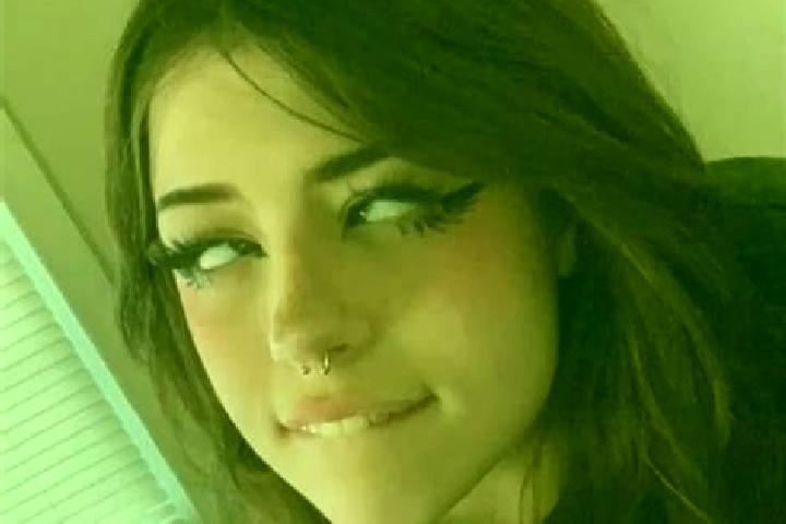 Ariana, 26, a brunette grey-eyed ebony companion based in South Murwillumbah. Offering Deep French Kissing, Girlfriend Experience, Party Girl, Erotic Massage...