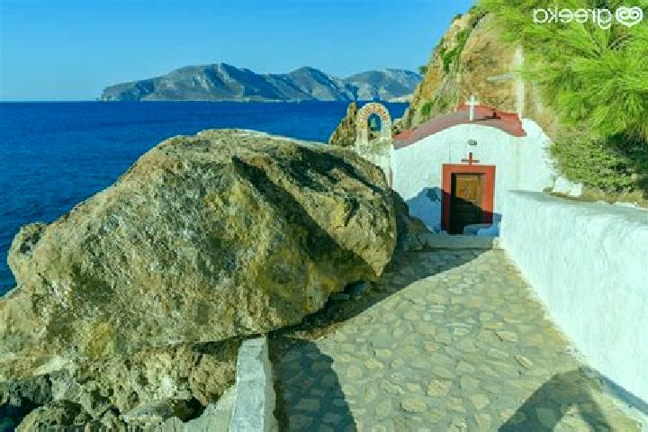 Ariana, 26 — Escort in Xirokambos, Greece