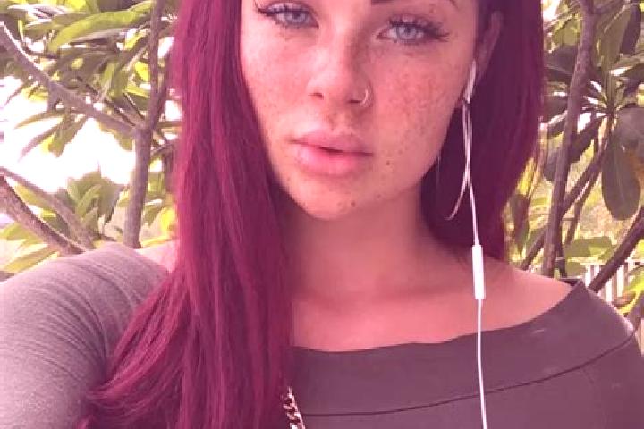 Ariana, 27, a auburn amber-eyed mixed companion based in Laughton en le Morthen. Offering Travel Companion, Domination, CIM, Girlfriend Experience, Massage. ...