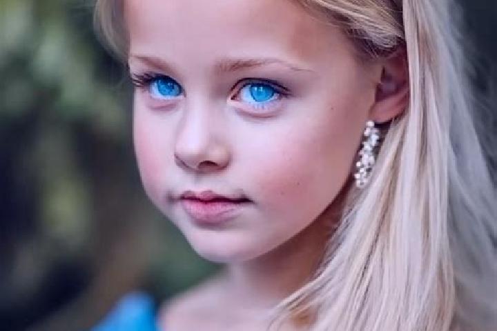 Ariana, 27, a blonde blue-eyed asian companion based in Erico Cardoso. Offering Duos, GFE, Massage, Deep French Kissing. Available for incall and outcall, da...