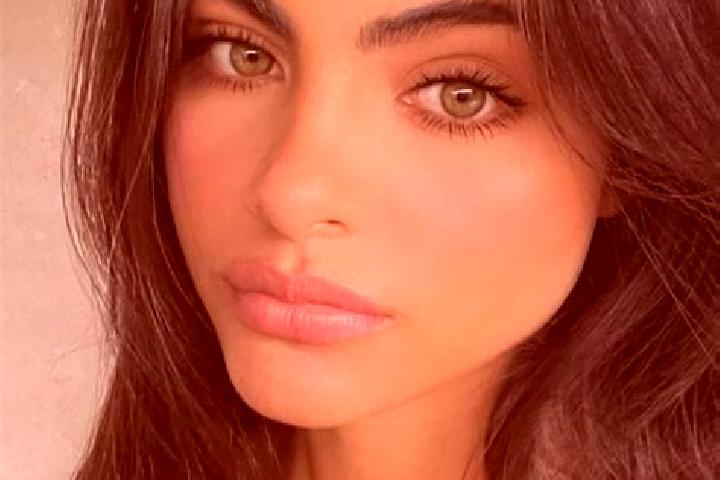 Ariana, 27, a brunette brown-eyed indian companion based in Almaguer. Offering Prostate Massage, Striptease, Girlfriend Experience. Available for incall and ...